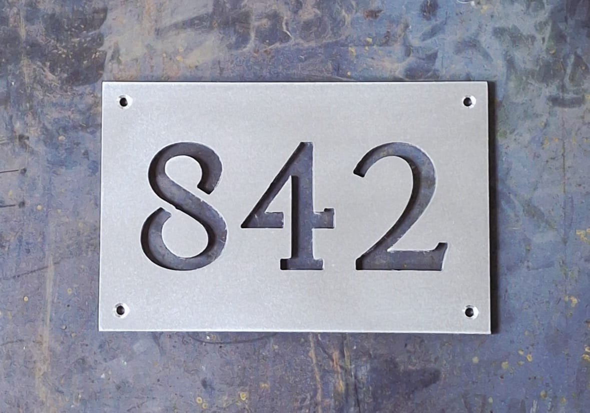 Numero de puerta en chapa calada - image 4